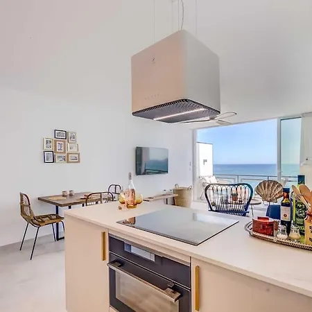 112-stunning Beachfront In Apartment Benalmádena