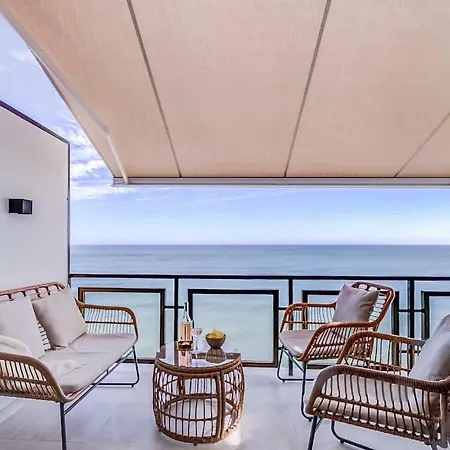 112-stunning Beachfront In * Benalmádena